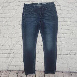 Lee Riders 12L mid rise skinny jeans in blue #LeeRiders #SkinnyJeans